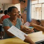 Reajuste de 15% no Bolsa Família, subvenção ao diesel e recuo de 0,4% na atividade econômica: a análise da semana no Correio Capital.