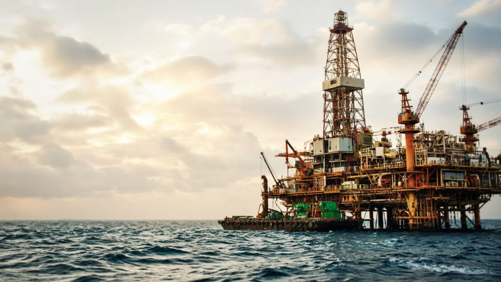 Ibama autoriza Petrobras a perfurar três poços na Margem Equatorial, no Amapá. Região pode ser nova fronteira petrolífera do Brasil após o pré-sal.
