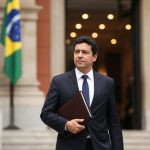 Grupo Euro17, de crédito pessoal e debêntures, pediu recuperação judicial em São Paulo com dívida de R$ 1,7 bilhão e mais de 5.000 credores.